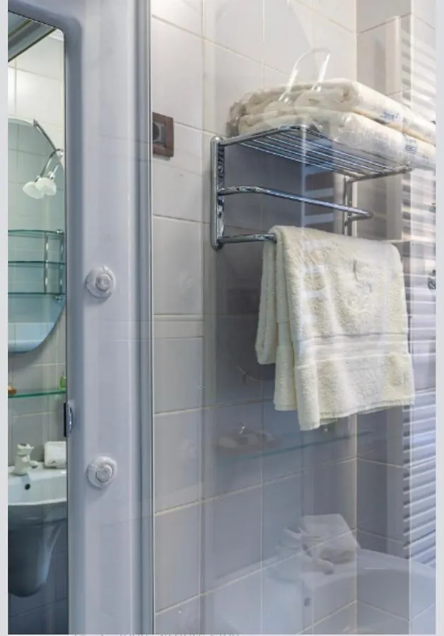 Anne-Marie Boutiques Apartment Bucharest